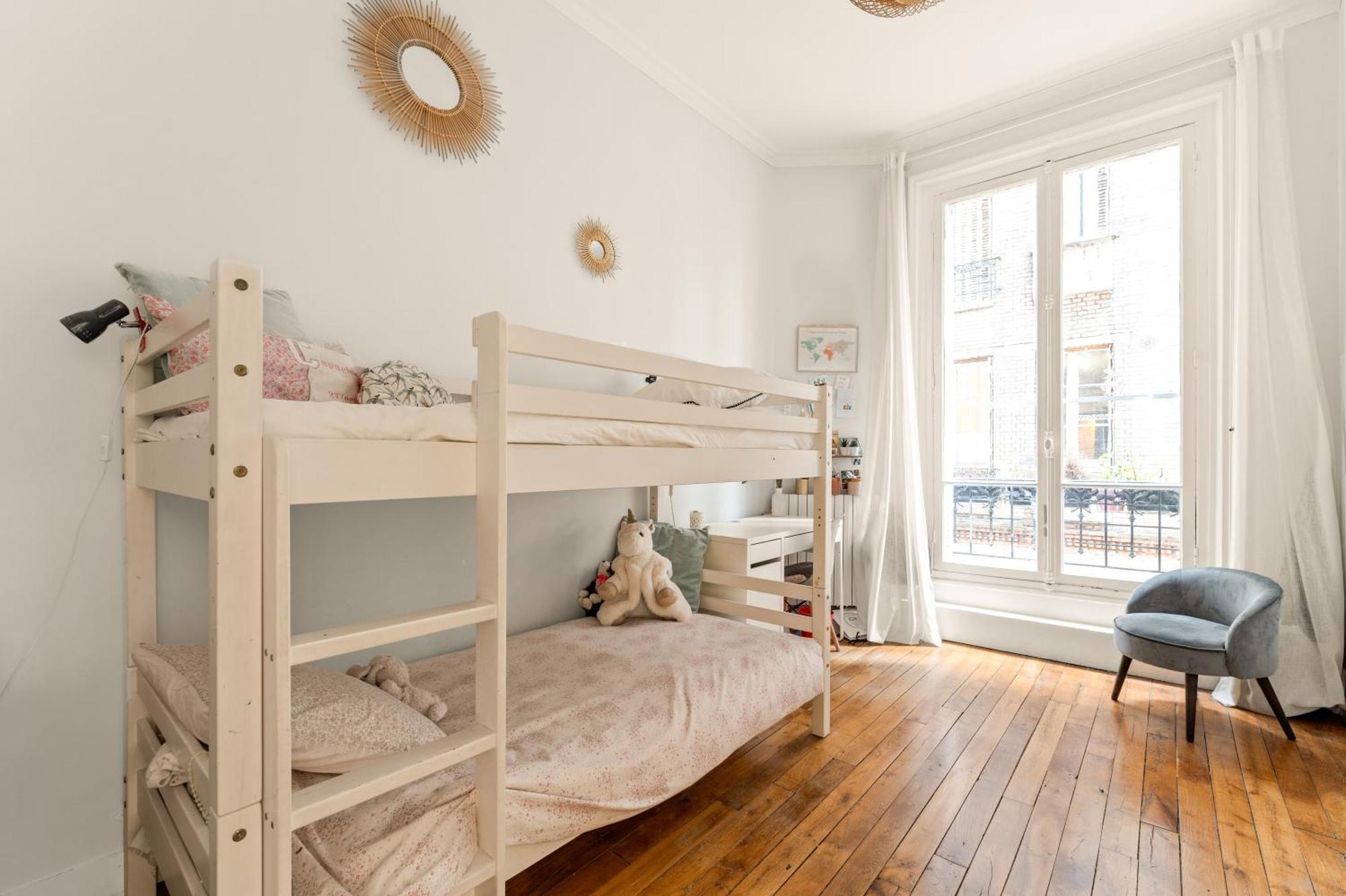 Ecole Militaire Apartment